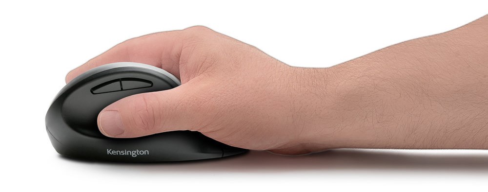 Person using a Kensington Pro Fit® Ergo Wireless Mouse 