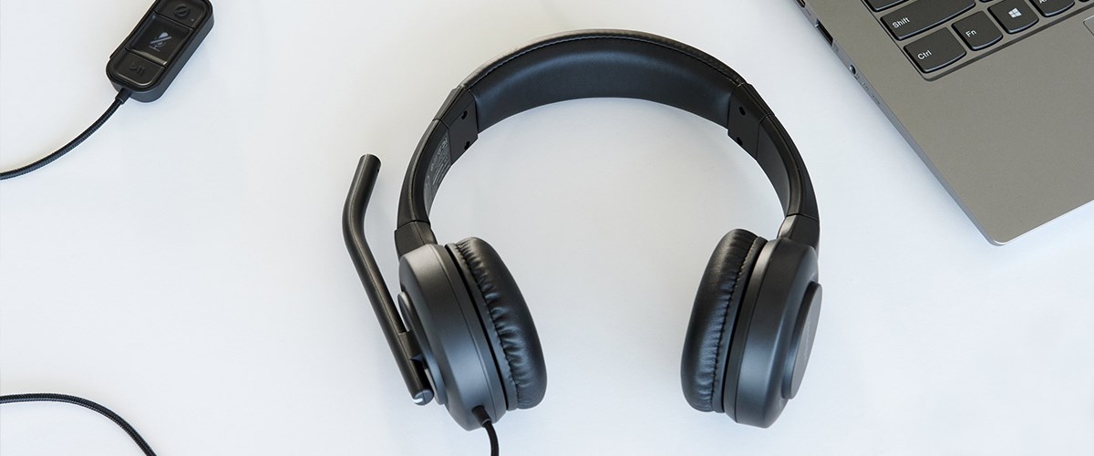 Kensington-H1000-headset-at-ISTE-2024.jpg