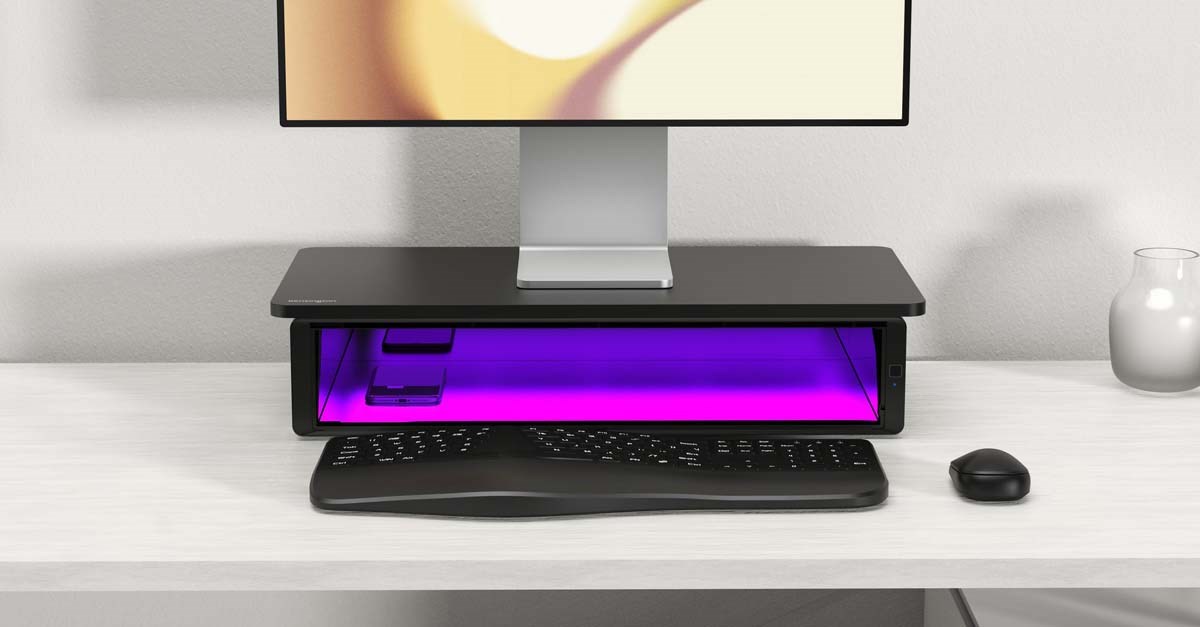 Kensington UVStand on desk